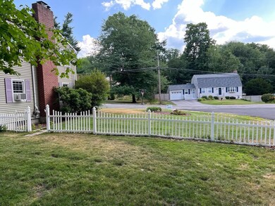 58 Robin Hood Rd, Nashua, NH 03062 - photo 6