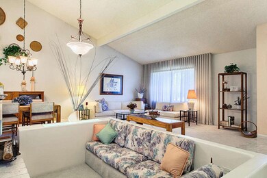 3117 W Betty Elyse Ln-6