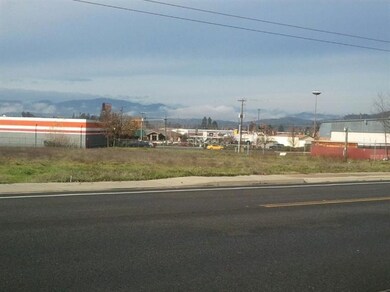 1622 Harbeck Rd, Grants Pass, OR 97527 - photo 5