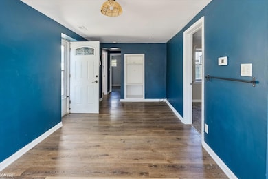 1147 Rinn St, Burton, MI 48509 - photo 3