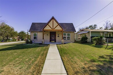 809 E Milam St, Ennis, TX 75119 - photo 2