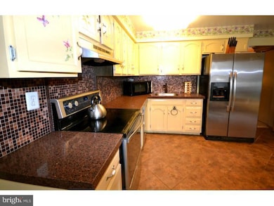 20 Hilltop Dr, Cherry Hill, NJ 08003 - photo 6