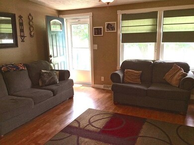 4115 W Erin Dr, La Porte, IN 46350 - photo 3