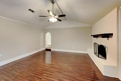 2304 Warwick Ct, Bedford, TX 76022 - photo 3