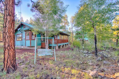 Backs to USFS on 2 sides!