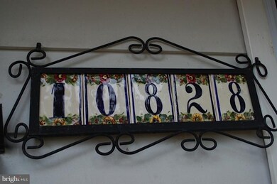 10828 Charles Dr, Fairfax, VA 22030 - photo 7