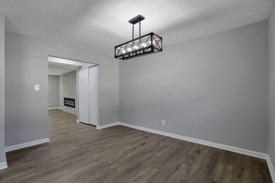 2846 Petzinger Rd unit 70, Columbus, OH 43209 - photo 7