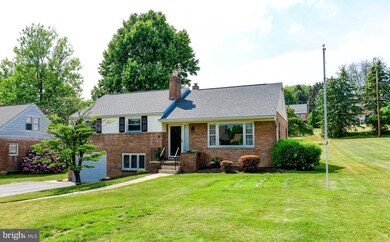 206 W 39th St, Reading, PA 19606 - photo 2