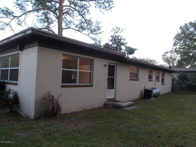 4952 Perrine Dr, Jacksonville, FL 32210 - photo 4