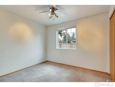 16937 Heather Ln SE, Yelm, WA 98597 - photo 4