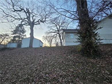 3831 NE Antioch Rd, Kansas City, MO 64117 - photo 4