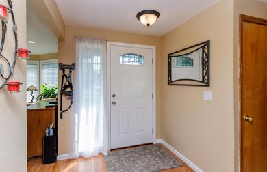 1255 Glengrove Ave, Central Point, OR 97502 - photo 5