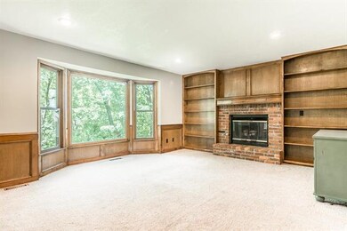 7736 Darnell St, Shawnee, KS 66216 - photo 3