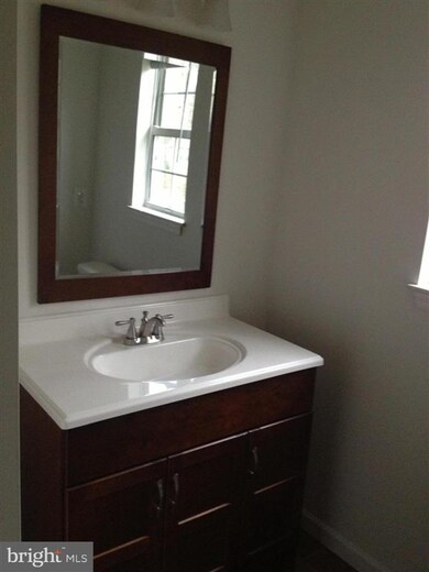 236 Meadow View Ln, Colonial Beach, VA 22443 - photo 7