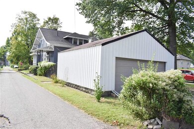 324 N 13th St, Coshocton, OH 43812 - photo 4