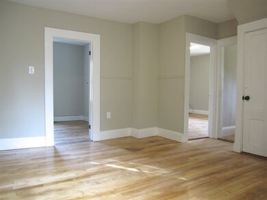 31 Pleasant St, Pembroke, NH 03275 - photo 5