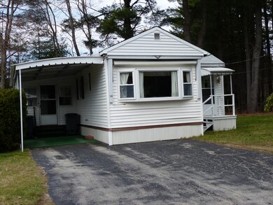 14 Embassy Ave, Hooksett, NH 03106 - photo 3