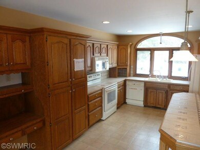 10155 Burlingame Ave SW, Byron Center, MI 49315 - photo 4