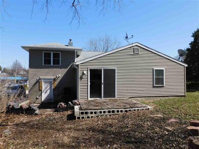 105 N Oak St, West Union, IA 52175 - photo 3