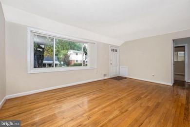 12607 Epping Rd, Silver Spring, MD 20906 - photo 3