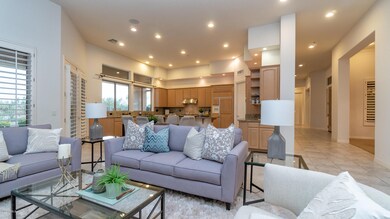 6461 E Crested Sagurao Ln-41