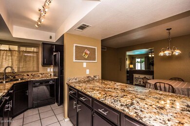 6838 W Denton Ln AZ-9