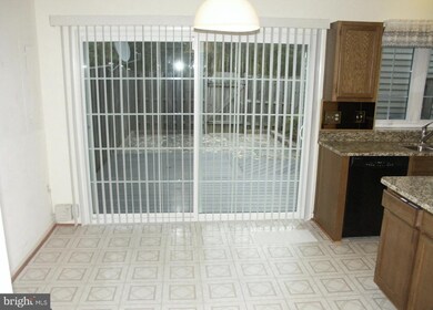 7143 Tolliver St, Alexandria, VA 22306 - photo 5