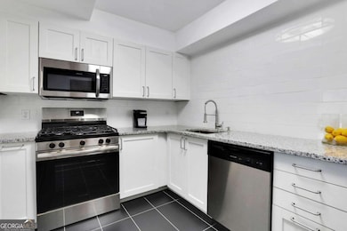 Slaton Manor unit 809, Atlanta, GA 30305 - photo 6