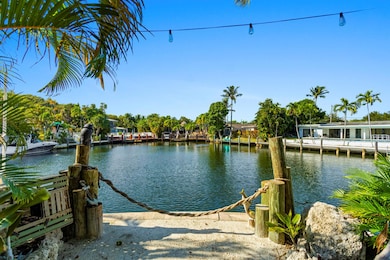 2311 NE 47th St, Lighthouse Point, FL 33064 - photo 4