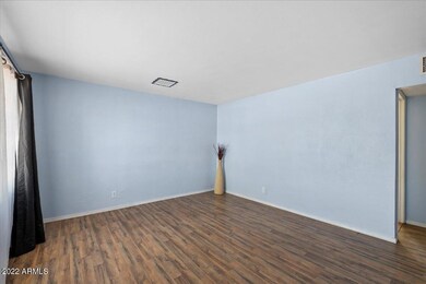 8612 N 8th St, Phoenix, AZ 85020 - photo 6