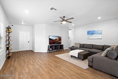 02-Living Room