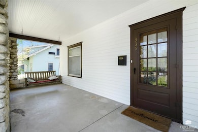 335 W Chestnut St, Junction City, KS 66441 - photo 4