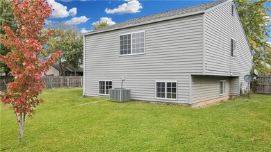 4022 Leslie Ct, Franklin, IN 46131 - photo 4