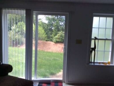 240 Bridle Cross Rd unit 240, Fitchburg, MA 01420 - photo 7