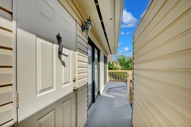 614 Executive Center Dr unit 205, West Palm Beach, FL 33401 - photo 6