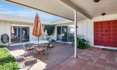 10619 W Caron Dr-large-003-11-Courtyard-