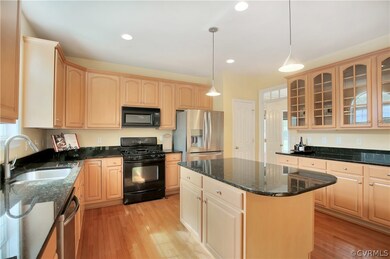Another view of the spacious kitchen!