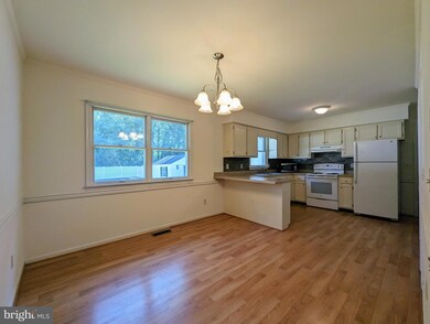 312 Elizabeth Ave, Harrington, DE 19952 - photo 4