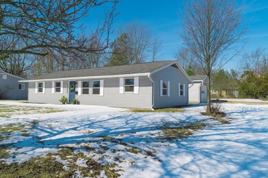 1002 Van Kirk Dr, Marysville, OH 43040 - photo 2