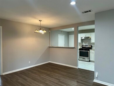 607 Bluebonnet Dr, Hurst, TX 76053 - photo 5