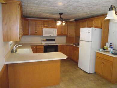 1003 W Evergreen Ave, Effingham, IL 62401 - photo 7