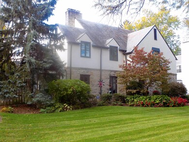 2665 Brentwood Rd, Columbus, OH 43209 - photo 2