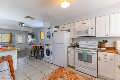 13433 Heald Ln unit 4A, Fort Myers, FL 33908 - photo 7