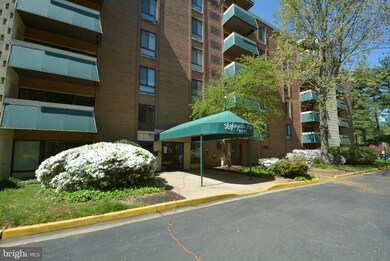 6147 Leesburg Pike unit 205, Falls Church, VA 22041 - photo 2