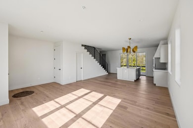 577 Creekside Ct, Half Moon Bay, CA 94019 - photo 3