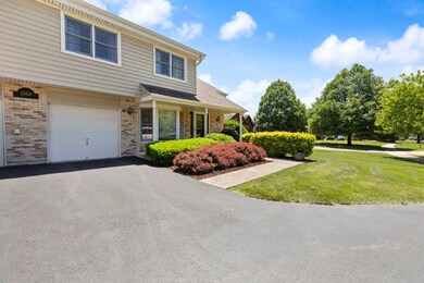 1958 Lancaster Ct unit 4, Naperville, IL 60565 - photo 2