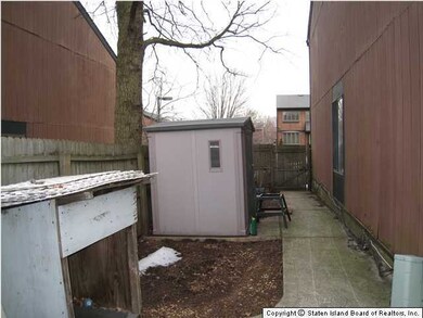 28 Hemlock Ct unit 138, Staten Island, NY 10309 - photo 7