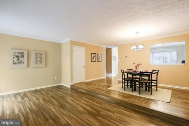18603 Winding Creek Place, Germantown, MD 20874 - photo 5