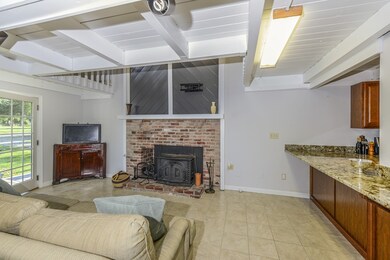 63 Beach Ave, South Dartmouth, MA 02748 - photo 6