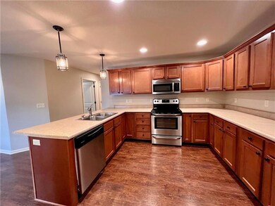 423 Kreisel Dr, Raymore, MO 64083 - photo 6